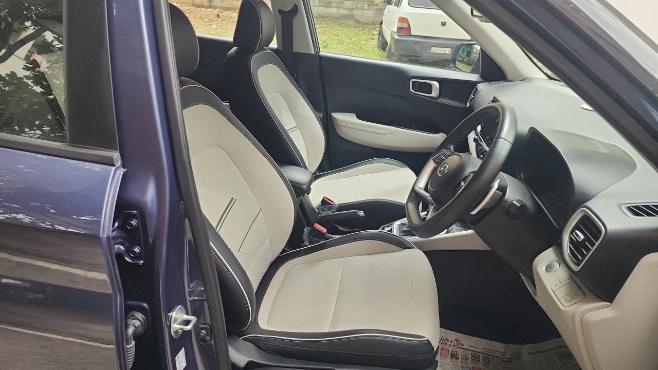 Front Seats