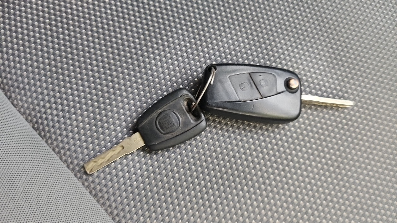 Keys and Remote