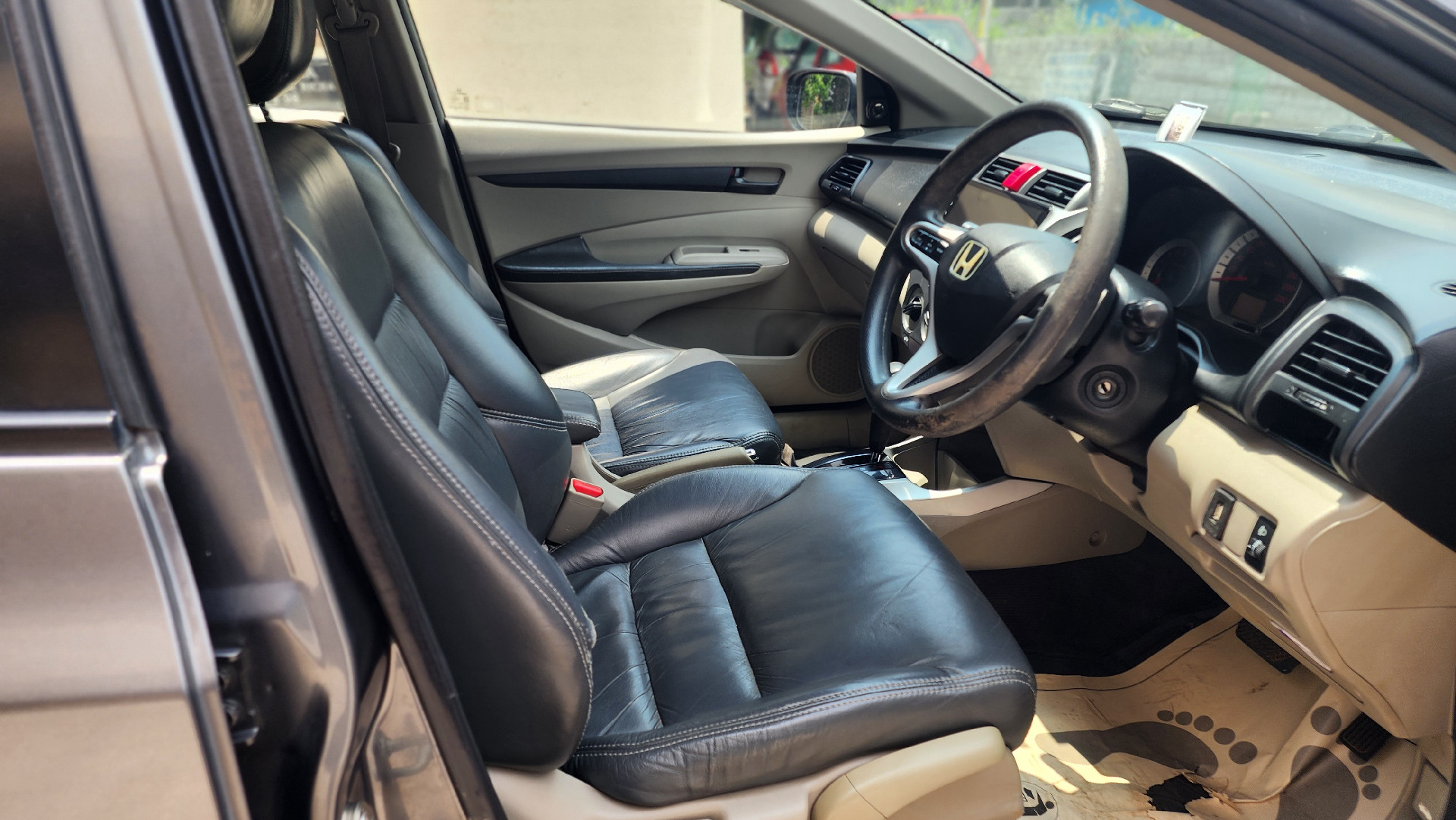 Front Seats