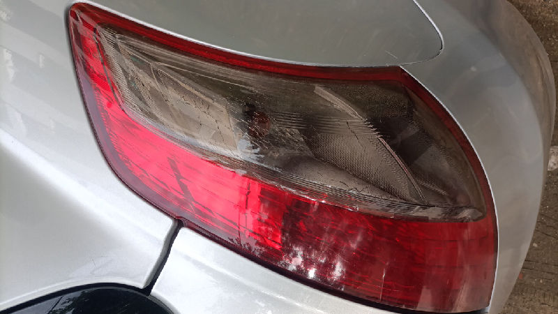 Right Tail Lamp Operation and Condition