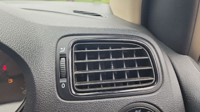 A/C Vent Operation and Condition