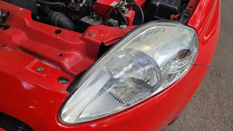 RH: Head Lights