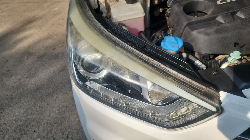Left Headlamp Operation and Condition