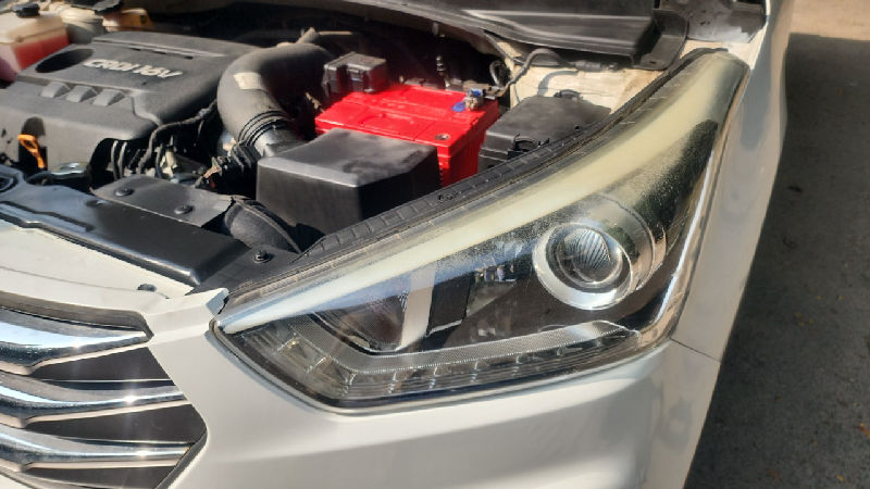Right Headlamp Operation and Condition