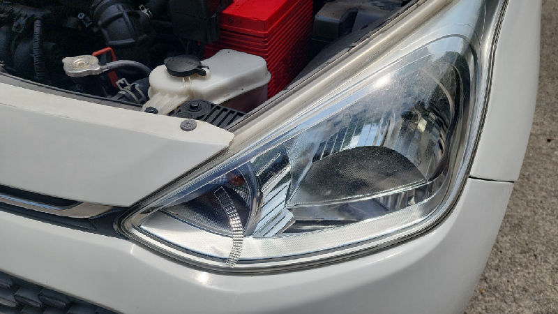 Right Headlamp Operation and Condition