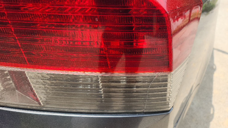 Left Tail Lamp Operation and Condition